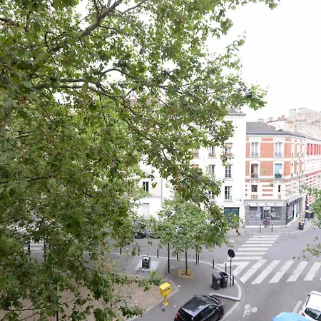 Beautiful Bright Apt Near Pierre De Geyter Square Saint-Denis (Seine-Saint-Denis)